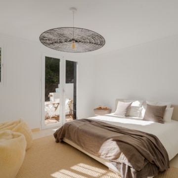 Andalusian style luxury villa with panoramic sea views in El Madroñal, Benahavis Picture 32