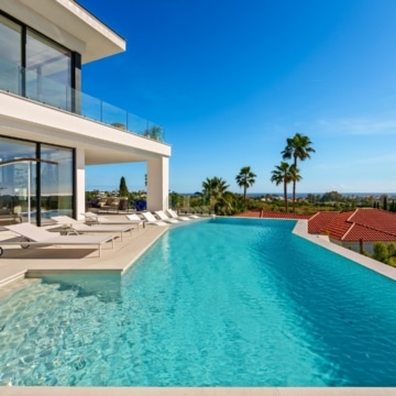 Magnificent villa within the private Tresora Villas enclave in La Quinta, Benahavis Picture 44