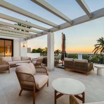 Newly renovated mediterranean home with incredible sea views in La Quinta, Benahavis Picture 49