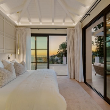 Newly renovated mediterranean home with incredible sea views in La Quinta, Benahavis Picture 53