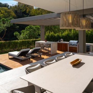 Frontline-golf villa with unobstructed views across the golf course in La Quinta, Benahavis Picture 23