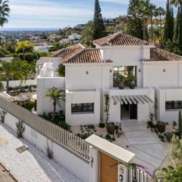 Newly renovated mediterranean home with incredible sea views in La Quinta, Benahavis Picture 68