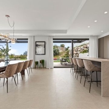 Newly built detached villa surrounded by nature in Fuente del Espanto, Benahavis Picture 19