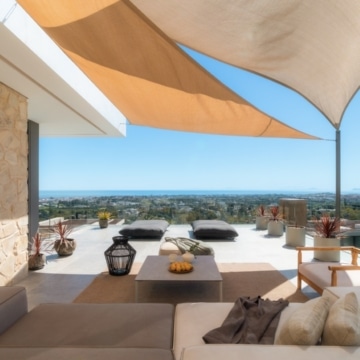 Contemporary villa positioned to capture breathtaking sea views in La Quinta, Benahavís Picture 38
