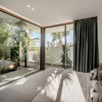 Contemporary villa positioned to capture breathtaking sea views in La Quinta, Benahavís Picture 61