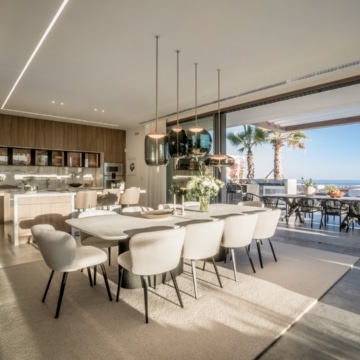 Contemporary villa positioned to capture breathtaking sea views in La Quinta, Benahavís Picture 71