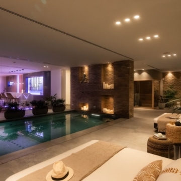 Contemporary villa positioned to capture breathtaking sea views in La Quinta, Benahavís Picture 78