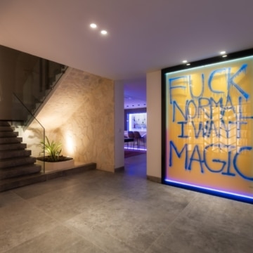 Contemporary villa positioned to capture breathtaking sea views in La Quinta, Benahavís Picture 82