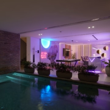 Contemporary villa positioned to capture breathtaking sea views in La Quinta, Benahavís Picture 85