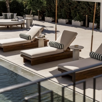 Villa nestled on a privileged location with beautiful golf and sea views in Nueva Andalucia Picture 47