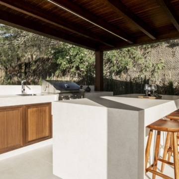 Villa nestled on a privileged location with beautiful golf and sea views in Nueva Andalucia Picture 51