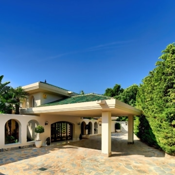 Impressive Estate enjoying panoramic sea views with a plot of almost 6000 m² in Rio Real, Marbella Picture 16