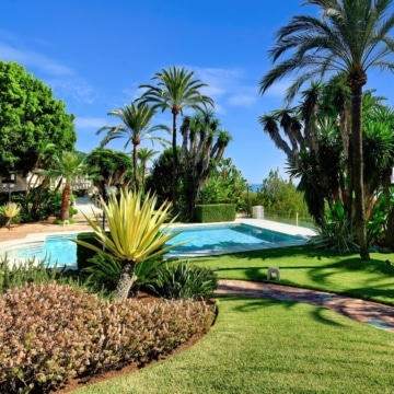 Impressive Estate enjoying panoramic sea views with a plot of almost 6000 m² in Rio Real, Marbella Picture 34