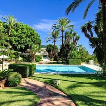 Impressive Estate enjoying panoramic sea views with a plot of almost 6000 m² in Rio Real, Marbella Picture 35