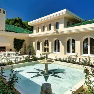 Impressive Estate enjoying panoramic sea views with a plot of almost 6000 m² in Rio Real, Marbella Picture 0