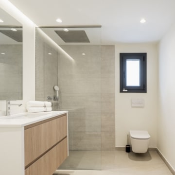 Newly renovated villa in a peaceful neighbourhood of Linda Vista Baja, San Pedro de Alcantara Picture 17