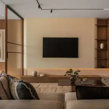 Four bedroom townhouse with timeless interior in Aloha, Nueva Andalucia Picture 4