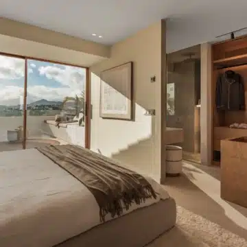 Four bedroom townhouse with timeless interior in Aloha, Nueva Andalucia Picture 12