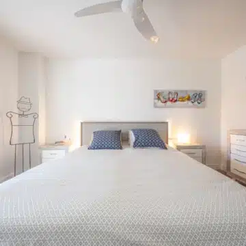 Refurbished apartment in the sought-after residential community Lorcrimar, Nueva Andalucía Picture 16