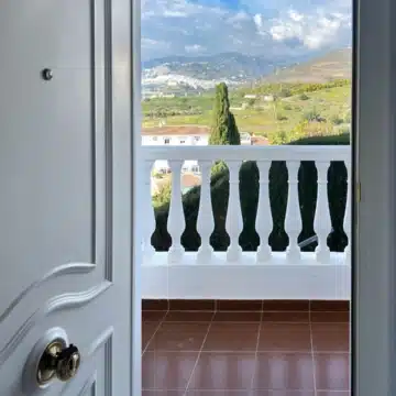 Recently renovated groundfloor apartment with panoramic sea view in Torrox, Malaga Picture 13