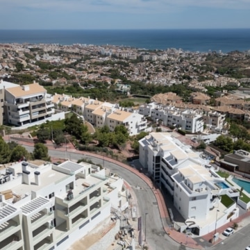 Luxury semi detached house with panoramic sea views in Benalmádena Picture 10