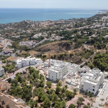 Luxury semi detached house with panoramic sea views in Benalmádena Picture 1