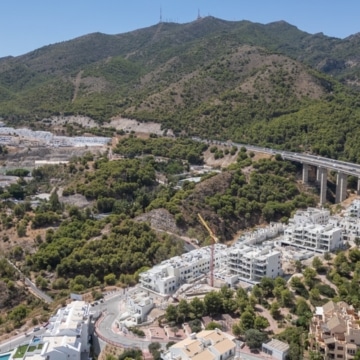 Luxury semi detached house with panoramic sea views in Benalmádena Picture 12