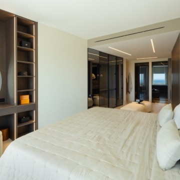 Luxury renovated four bedroom penthouse in Jardines Colgantes, Marbella Golden Mile Picture 24