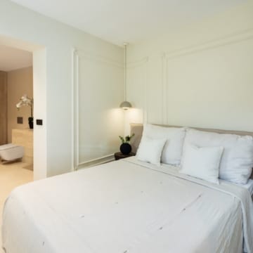 Luxury renovated four bedroom penthouse in Jardines Colgantes, Marbella Golden Mile Picture 25