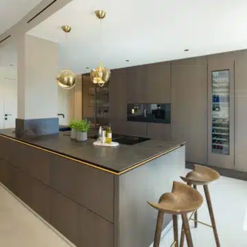 Luxury renovated four bedroom penthouse in Jardines Colgantes, Marbella Golden Mile Picture 7