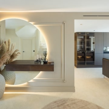 Luxury renovated four bedroom penthouse in Jardines Colgantes, Marbella Golden Mile Picture 19