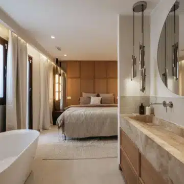 Remarkable triplex penthouse in the heart of Nueva Andalucía, Marbella Picture 23