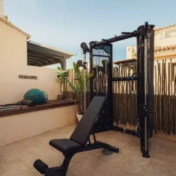 Remarkable triplex penthouse in the heart of Nueva Andalucía, Marbella Picture 24