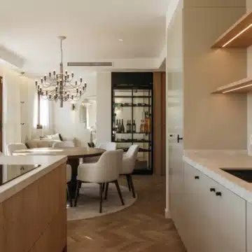 Remarkable triplex penthouse in the heart of Nueva Andalucía, Marbella Picture 29