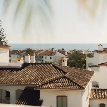 Remarkable triplex penthouse in the heart of Nueva Andalucía, Marbella Picture 36
