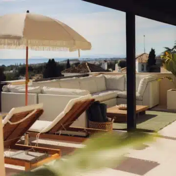 Remarkable triplex penthouse in the heart of Nueva Andalucía, Marbella Picture 40