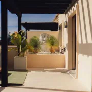 Remarkable triplex penthouse in the heart of Nueva Andalucía, Marbella Picture 41