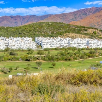Building Plot in a growing residential area of Estepona with sea and golf views Picture 15