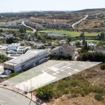 Building Plot in a growing residential area of Estepona with sea and golf views Picture 18