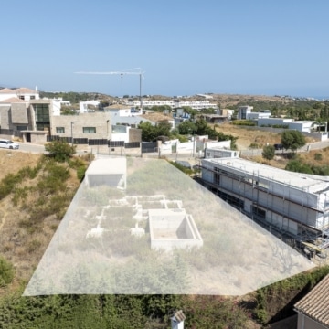 Building Plot in a growing residential area of Estepona with sea and golf views Picture 19