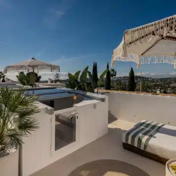 Cozy three bedroom townhouse ideally located in Aloha, Nueva Andalucia Picture 17