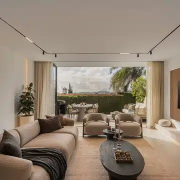 Cozy three bedroom townhouse ideally located in Aloha, Nueva Andalucia Picture 0