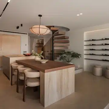 Cozy three bedroom townhouse ideally located in Aloha, Nueva Andalucia Picture 1