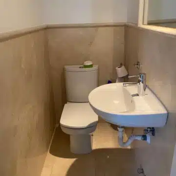 Charming Townhouse in the picturesque pueblo of La Perla de la Heredia, Benahavís Picture 15