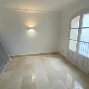 Charming Townhouse in the picturesque pueblo of La Perla de la Heredia, Benahavís Picture 10