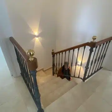 Charming Townhouse in the picturesque pueblo of La Perla de la Heredia, Benahavís Picture 6