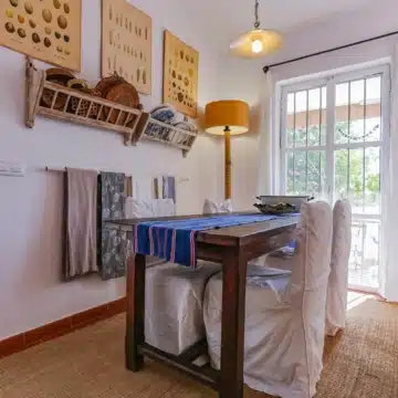 Andalusian-Style four bedroom villa in a peaceful area of El Padron, Estepona Picture 6