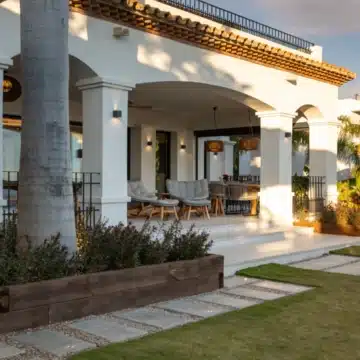 Andalusian Masterpiece with panoramic sea views in Los Flamingos, Benahavís Picture 1