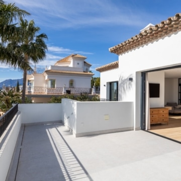 Andalusian Masterpiece with panoramic sea views in Los Flamingos, Benahavís Picture 49