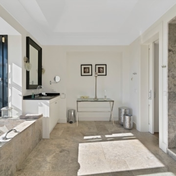 Andalusían-style five bedroom villa with panoramic sea views in Monte Mayor, Benahavís Picture 61